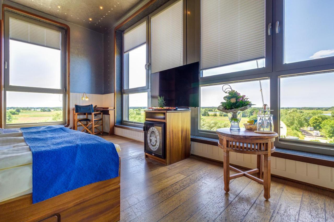Hotel Doemitzer Hafen Екстериор снимка