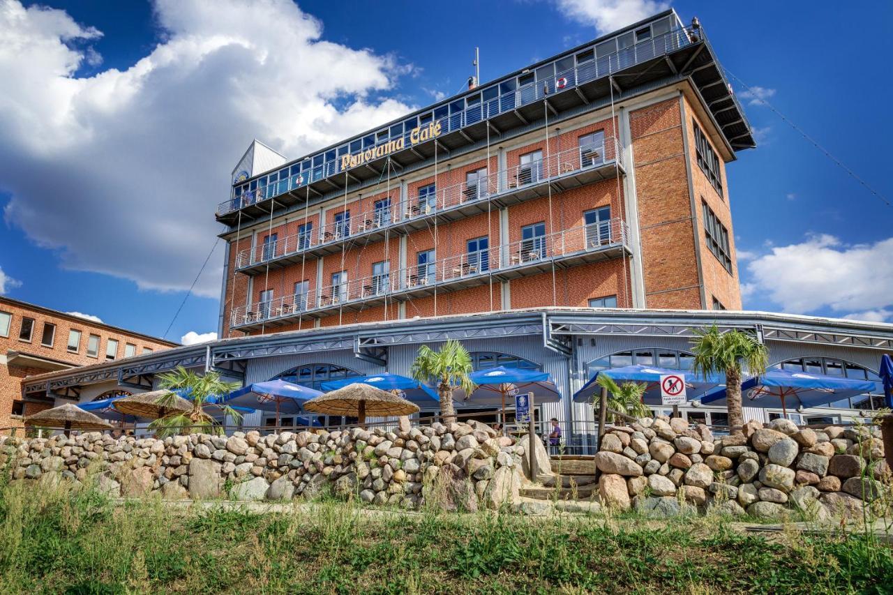 Hotel Doemitzer Hafen Екстериор снимка