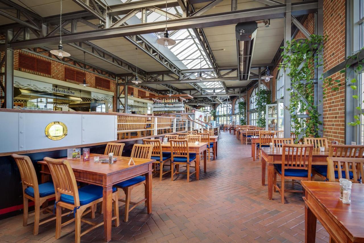 Hotel Doemitzer Hafen Екстериор снимка
